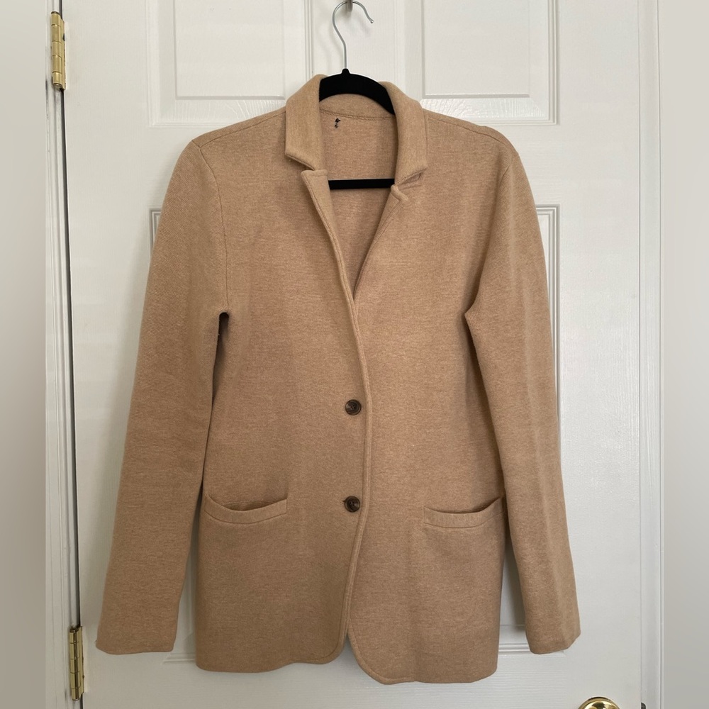 EUC Camel Sweater Blazer/Coatigan